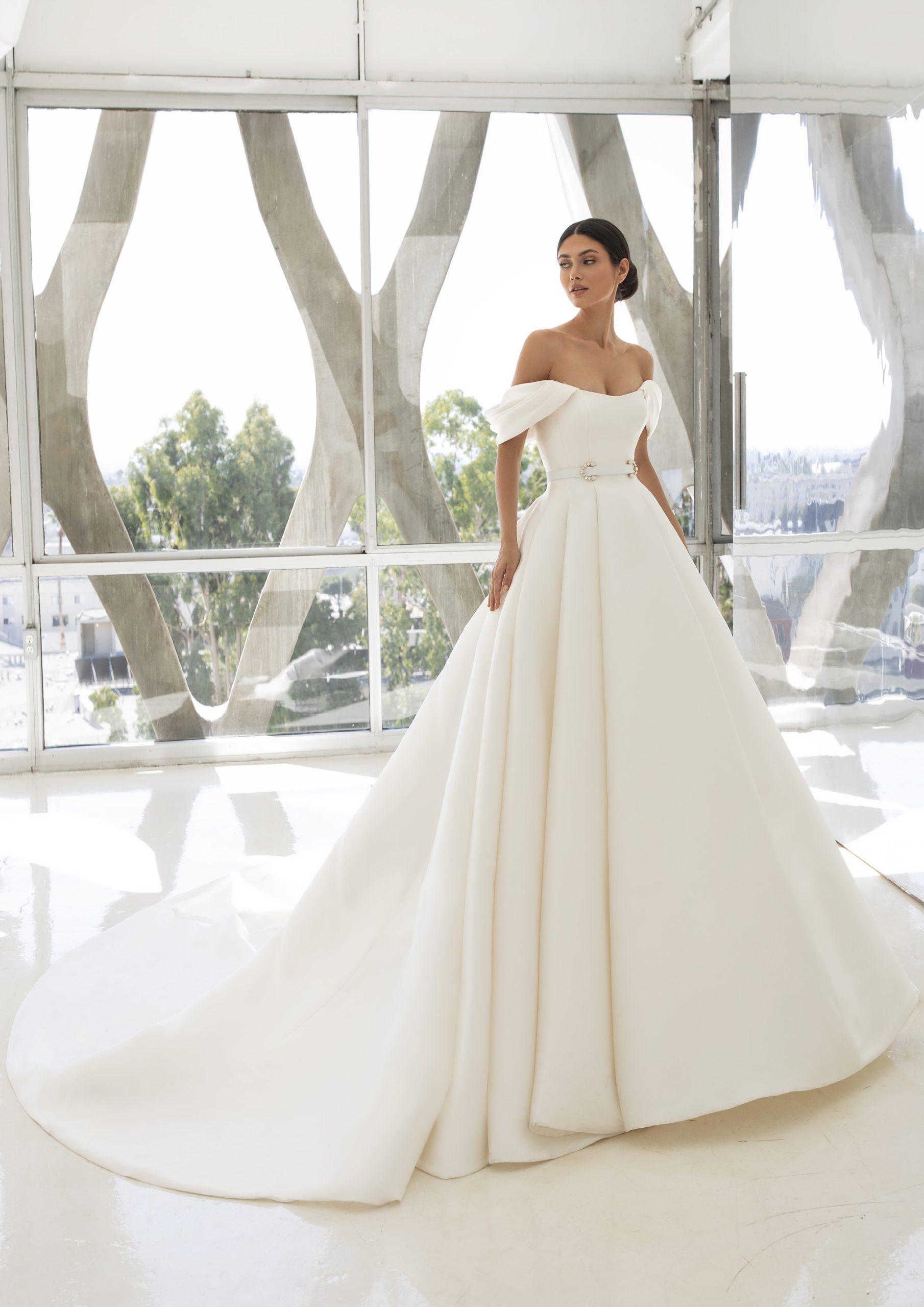 Pronovias Lynn