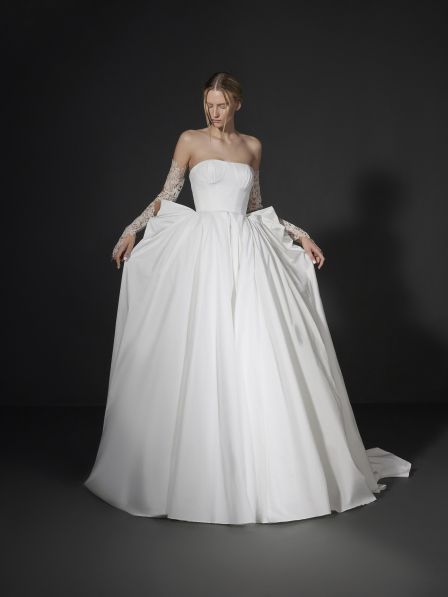 Vera Wang Amiel-Chrysler