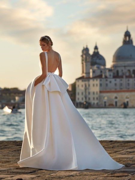 Nicole Milano Lauretta